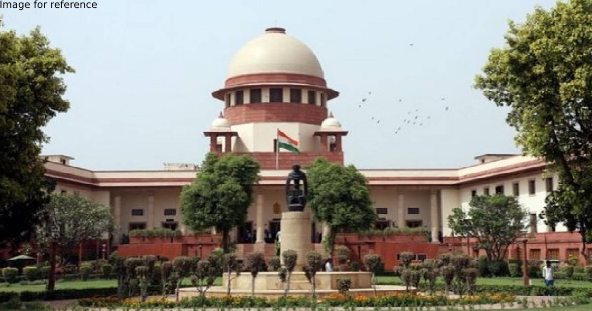 AIADMK leadership row: SC to hear on July 6 Palaniswami's plea against HC order restraining General Council from amending party's bye-laws